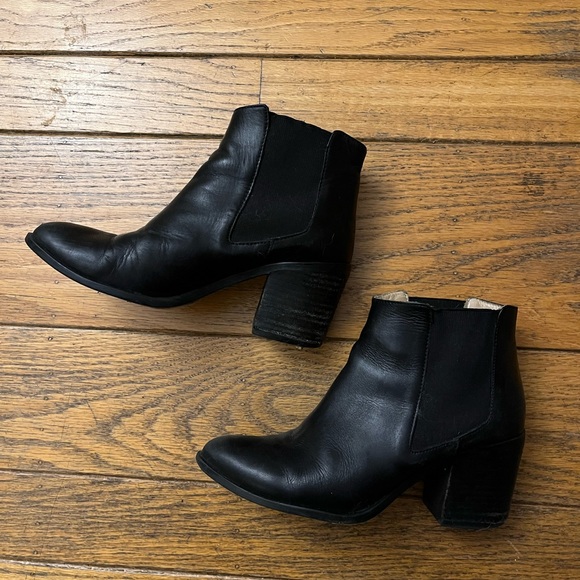 Nisolo Heeled Chelsea Boot Black Sz 8.5 - Picture 3 of 4